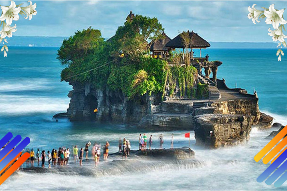 TANAH LOT SUNSET TEMPLE