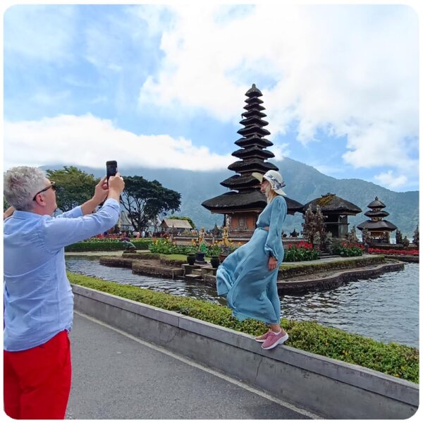 Bali 13h Round Trip Cultural & Scenic: Bedugul, Ulundanu, Jatiluwih, Mengwi, Jungle Gold, Coffee Garden, & The Kecak Spectacle - Image 8