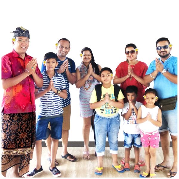 Hire A Professional Tour Guide (up to 29 guests) - Image 12