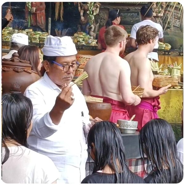 Melukat Ritual at Griya Beji Waterfall - Image 4