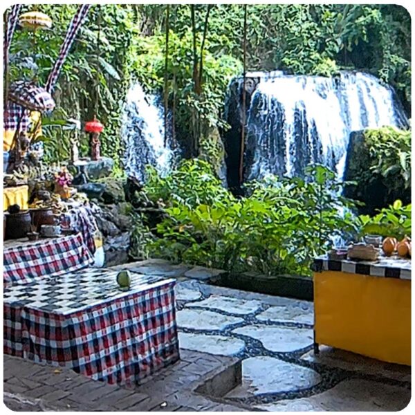 Melukat Ritual at Griya Beji Waterfall - Image 9