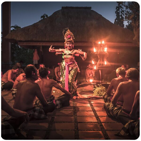 60 minutes Kecak Dance Performance in Batu Bulan Village - Image 3